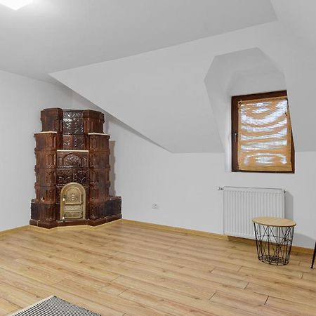 Two Bedrooms Hytta Apartment Sinaia Esterno foto