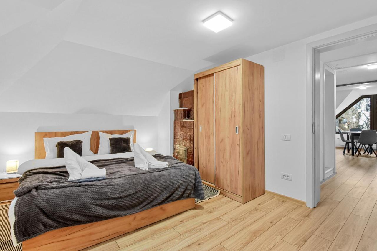 Two Bedrooms Hytta Apartment Sinaia Esterno foto