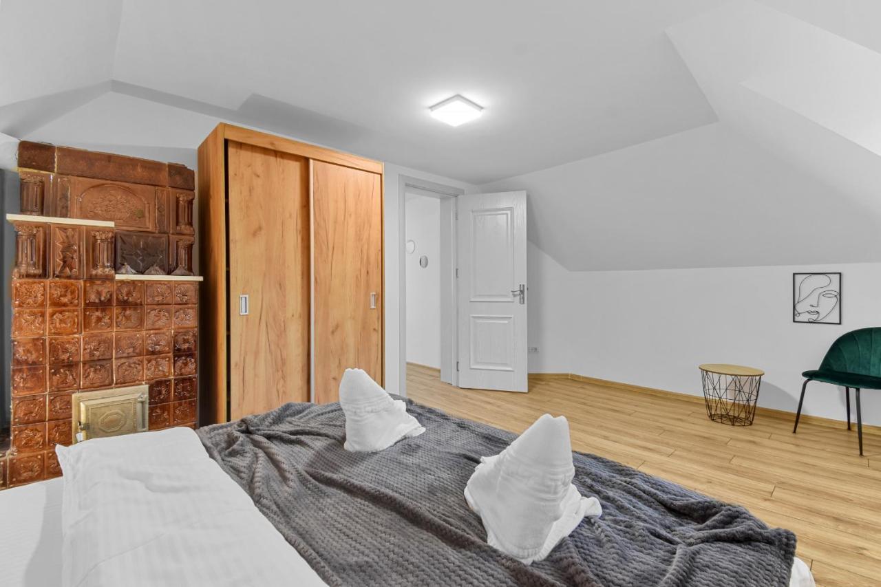 Two Bedrooms Hytta Apartment Sinaia Esterno foto