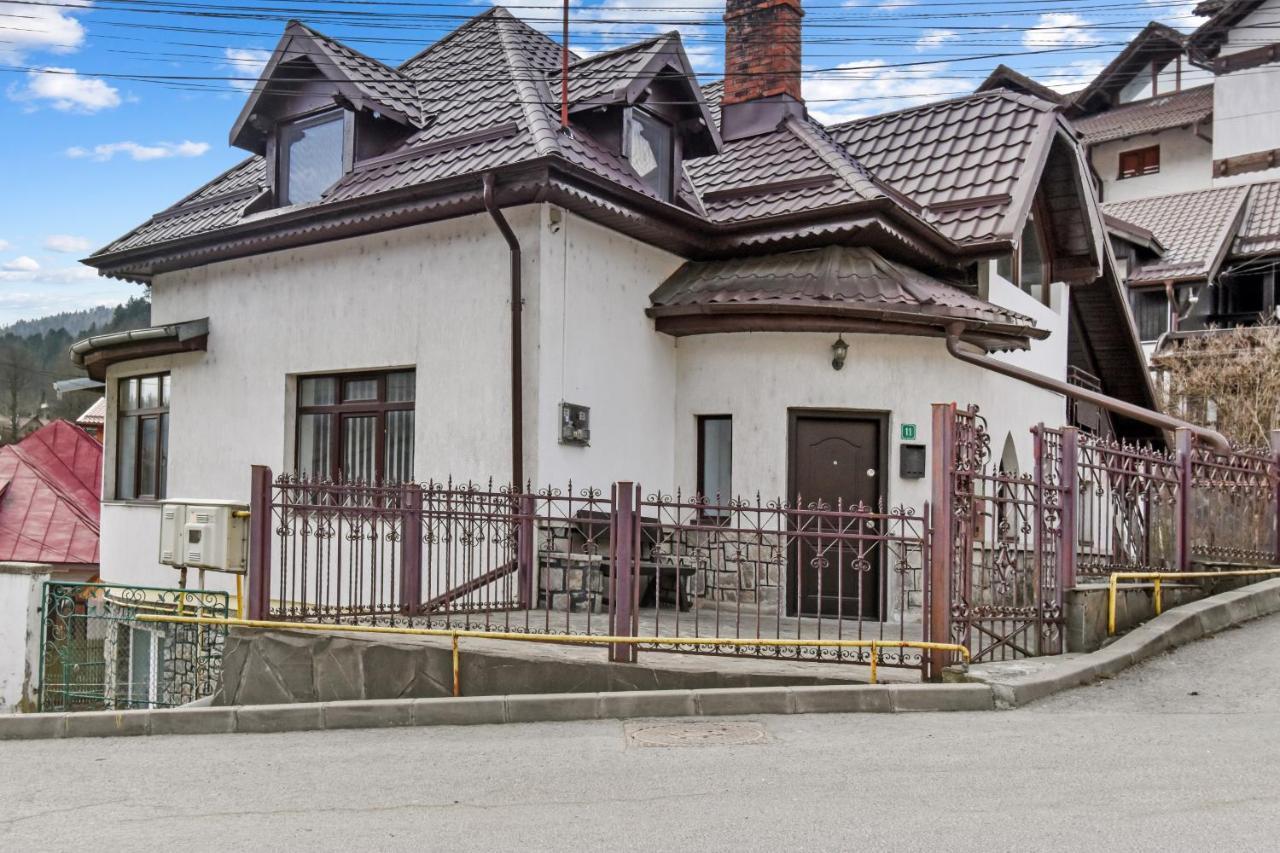 Two Bedrooms Hytta Apartment Sinaia Esterno foto